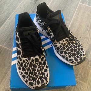 Adidas Swift Run Sneaker